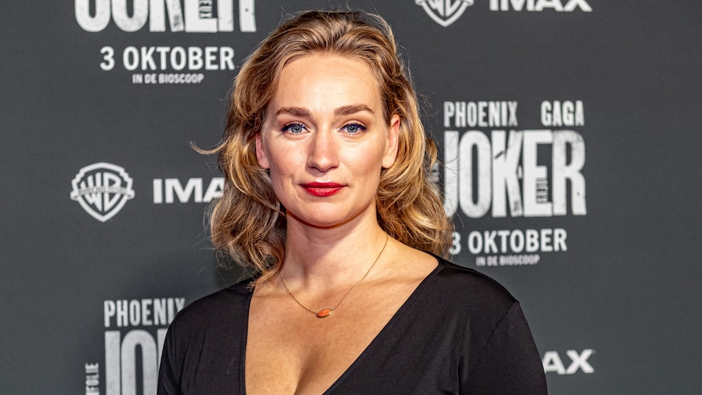 GTST-actrice Puck Pomelien Busser poseert voor Playboy
