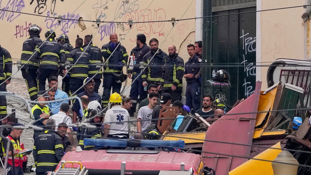 Iconische tram in Lissabon ontspoord: zeker 15 doden en meerdere gewonden