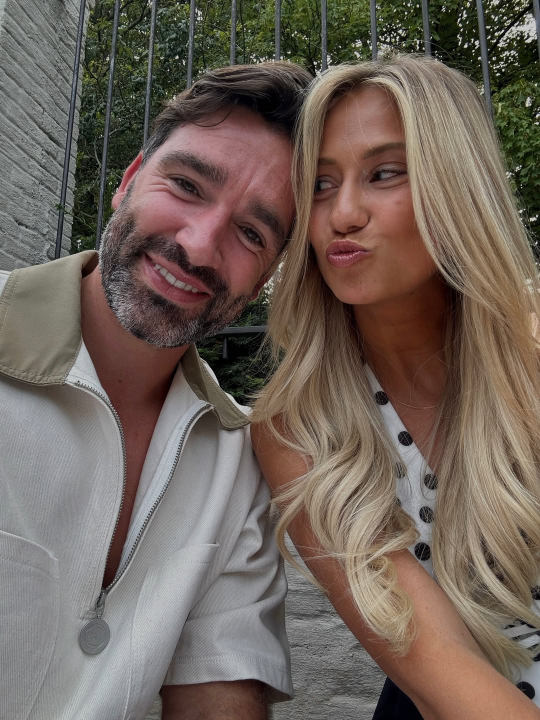 Na maanden speculatie bevestigen Celine van Ouytsel en Metejoor hun liefde:  'Hij heeft zijn best gedaan'