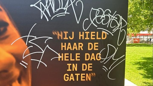 Beelden verspreid van mannen die foto vermoorde Sanne Hertgers (31) bekladden