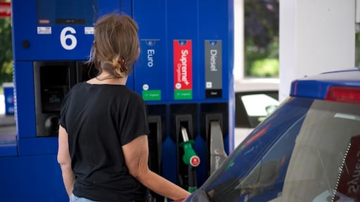Grote olielanden gaan meer olie oppompen: 'Zal benzineprijs drukken'