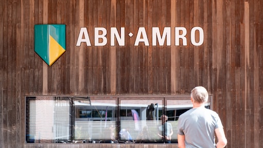 Staat blijft aandelen ABN verkopen: bouwt af naar belang van 20 procent