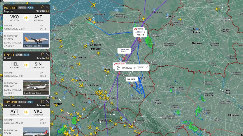 Volgens FlightRadar24 vermeden verschillende toestellen het luchtruim boven het oosten van Polen.