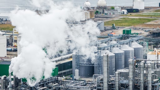Kabinet stelt nationale CO2-heffing voor industrie buiten werking