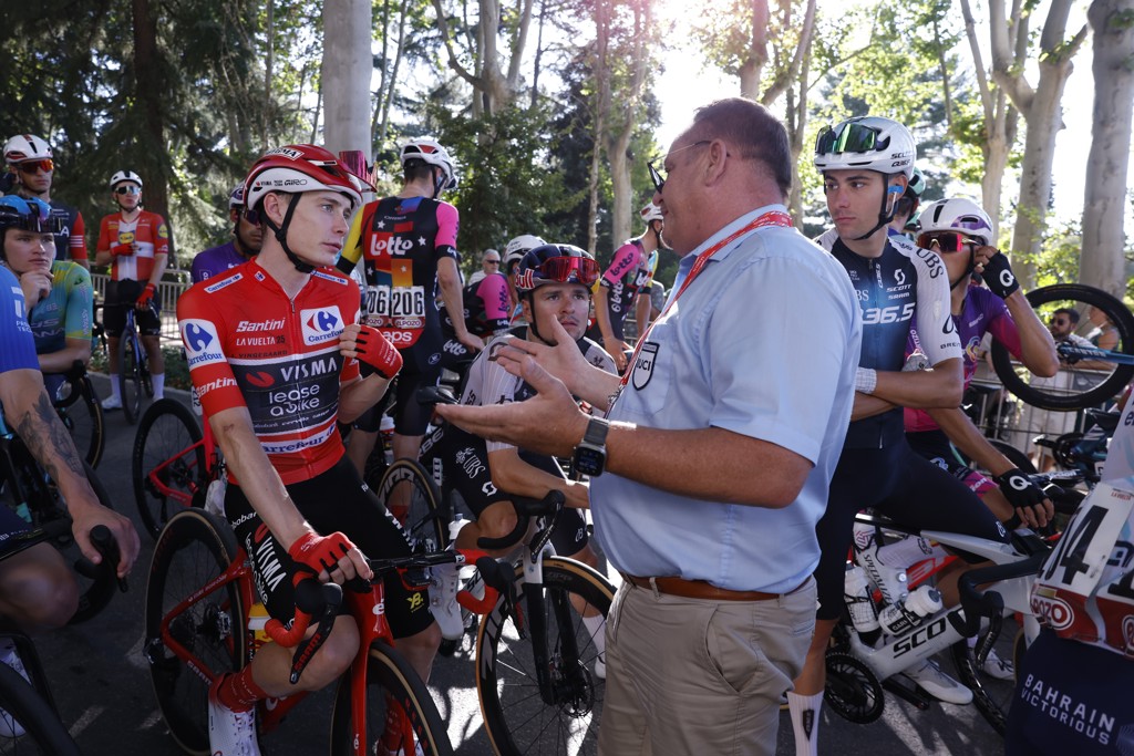 Vuelta vroegtijdig gestopt door pro-Palestijns protest, Vingegaard winnaar