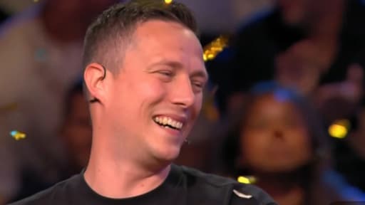 Donald offert auto op, verkoopt koffer met miljoen voor 62.000 euro in Miljoenenjacht