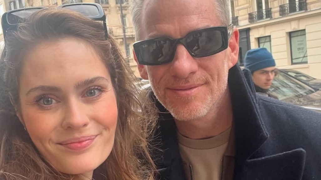 Art Rooijakkers viert een jaar huwelijk met Karlijn Gudden