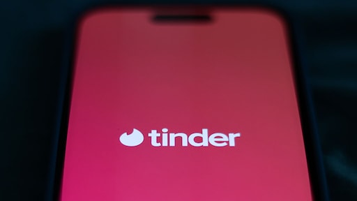 'Tinder Swindler' Shimon Hayut opgepakt in Georgië