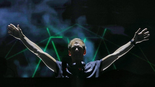 Armin van Buuren en KI/KI geven show in Johan Cruijff ArenA tijdens ADE