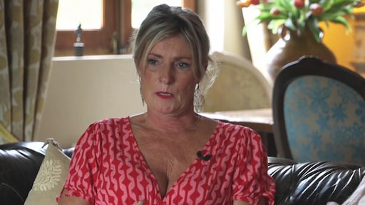Dementerende vader zet Laura buitenspel in Waar Is Mijn Erfenis?: 'Bleek te zijn onterfd'