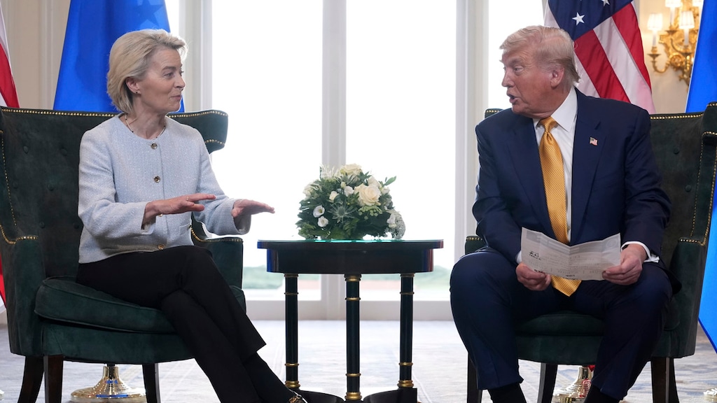 Von der Leyen belooft Trump een plan om te stoppen met Russische olie