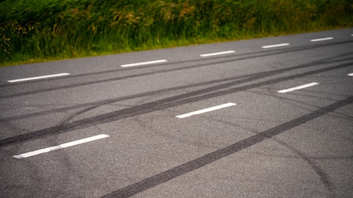 Politie in Almere gaat nog meer handhaven op toenemende illegale straatraces