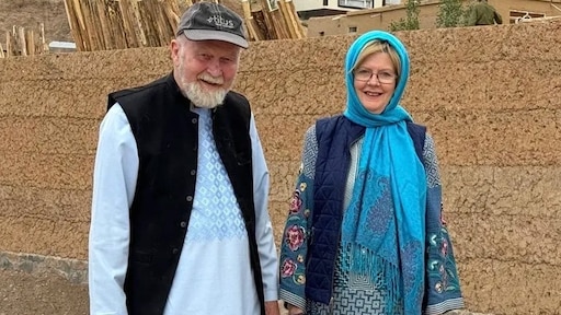 Brits echtpaar (80 en 76) na acht maanden door taliban vrijgelaten