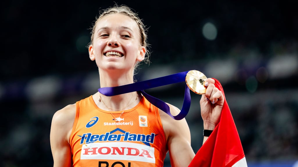 Oppermachtige Femke Bol pakt wereldtitel 400 meter horden