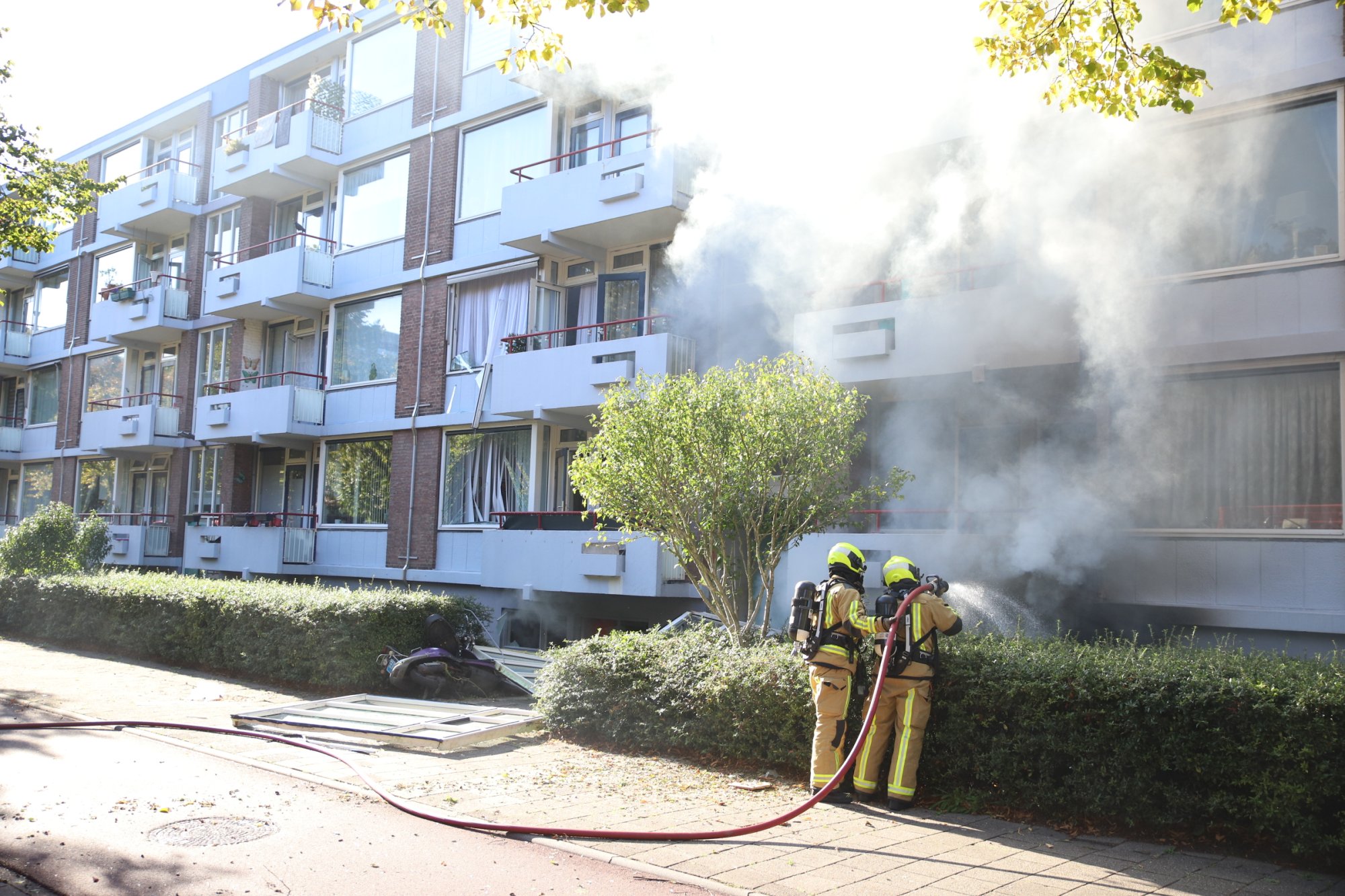 Explosie bij flat in Den Haag: dode en twaalf gewonden