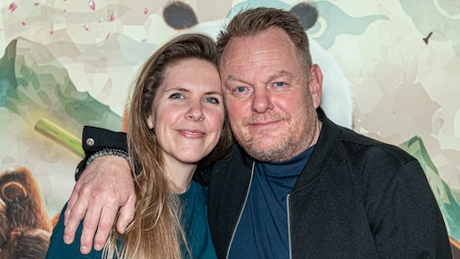 Vrienden Martijn Fischer jaloers op zijn 21 jaar jongere vriendin: 'Zij zitten in andere levensfase'