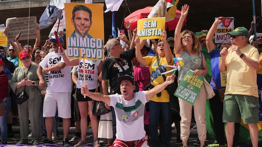 Tienduizenden Brazilianen protesteren tegen bescherming oud-president Bolsonaro