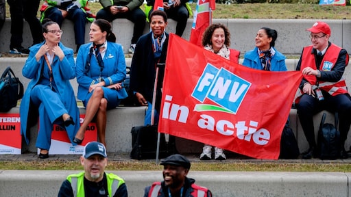 Grondpersoneel KLM staakt: 119 vluchten geannuleerd en 69 vertraagd op woensdag