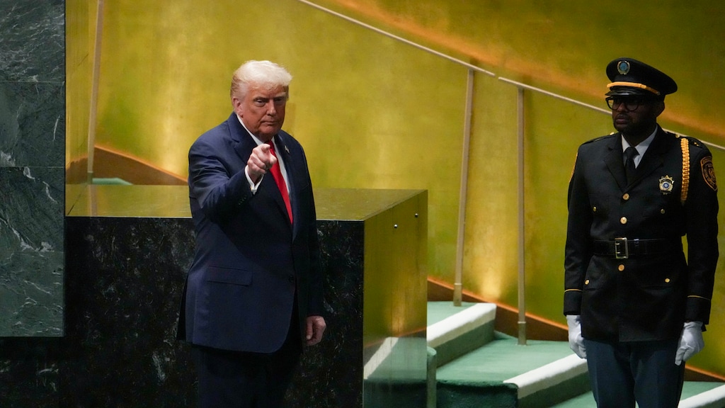 Donald Trump steekt tirade af bij Verenigde Naties, 'ergernis lag er dik bovenop'