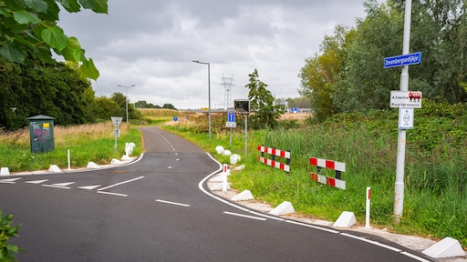 Inmiddels tien lastiggevallen vrouwen IJsselmonde, politie zoekt man op scooter