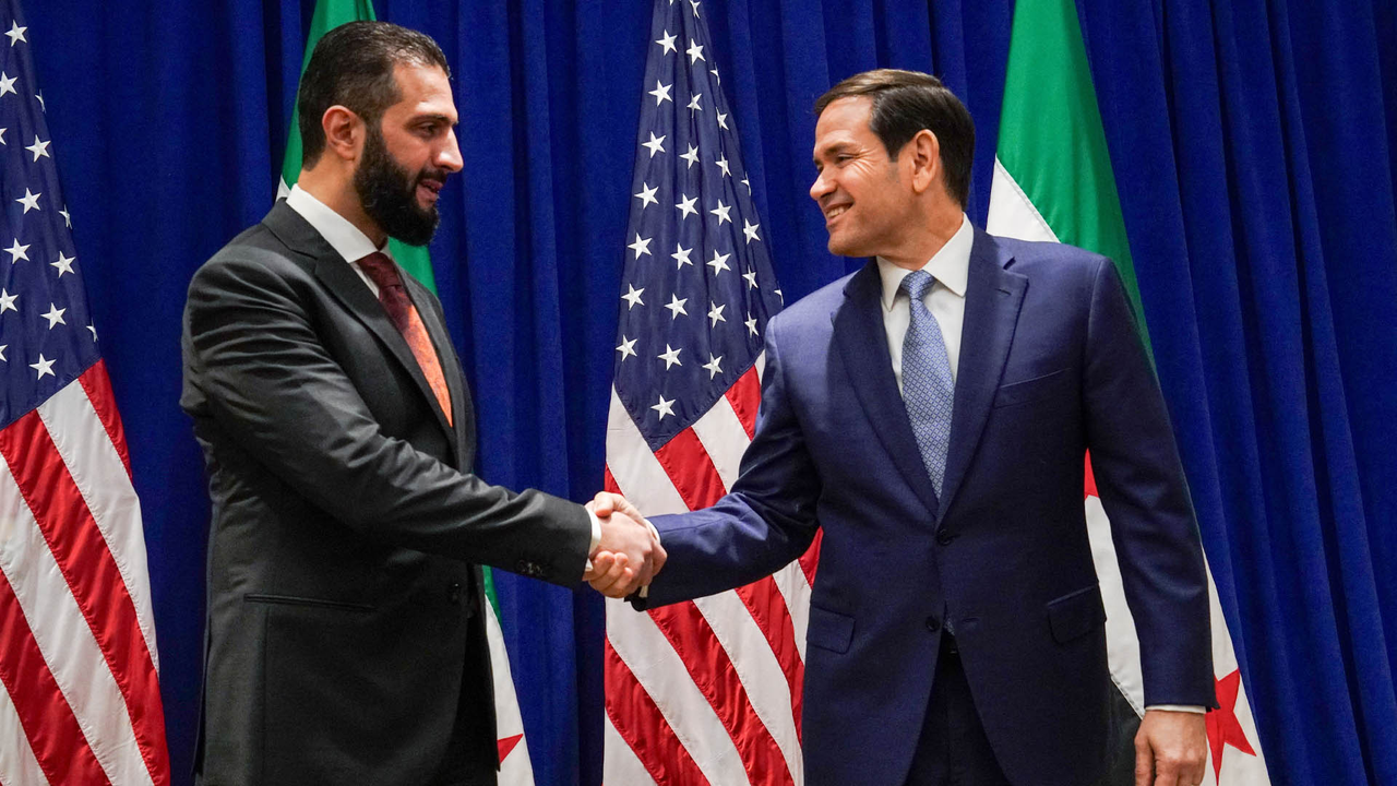De Syrische president met de Amerikaanse minister van Buitenlandse Zaken, Marco Rubio.