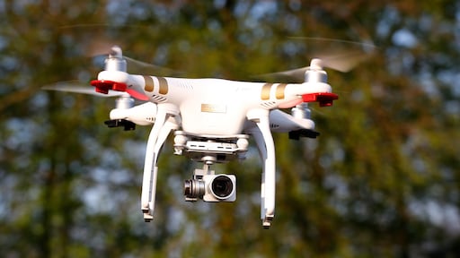 Kosten van overlast drones boven luchthaven kunnen oplopen tot miljoenen euro's