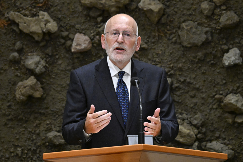 GroenLinks-PvdA-leider Timmermans vooral populair bij eigen achterban, 'daarbuiten eigenlijk niet'