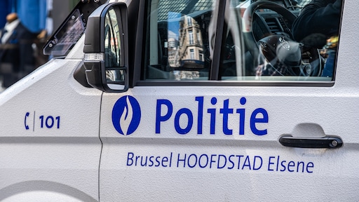 Lichaam hangt urenlang vast aan verkeersbord op Brusselse ring