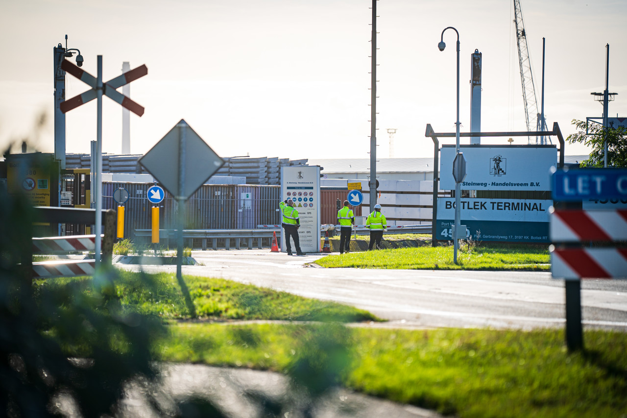 Alle stagiairs per direct weggehaald bij onveilig havenbedrijf: na weer dodelijk ongeval is maat vol