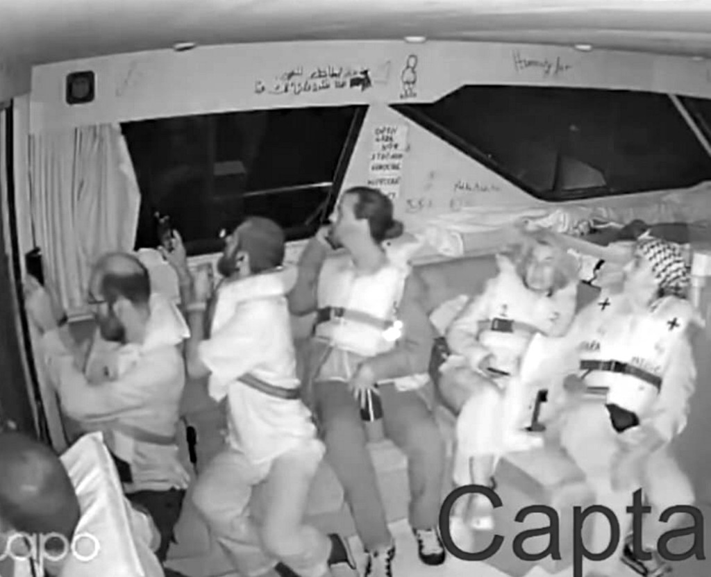 Israël stopt ook Nederlandse boot op weg naar Gaza: 'Het is game over'