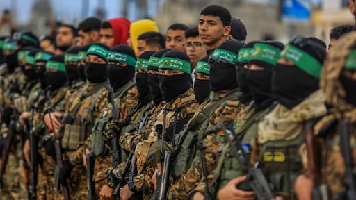 Hamas bereid gijzelaars vrij te laten, Trump wil dat Israël onmiddellijk stopt met bombarderen Gaza