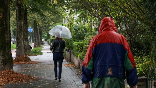 Stormdepressie Amy komt eraan: kletsnat herfstweer trekt over Nederland