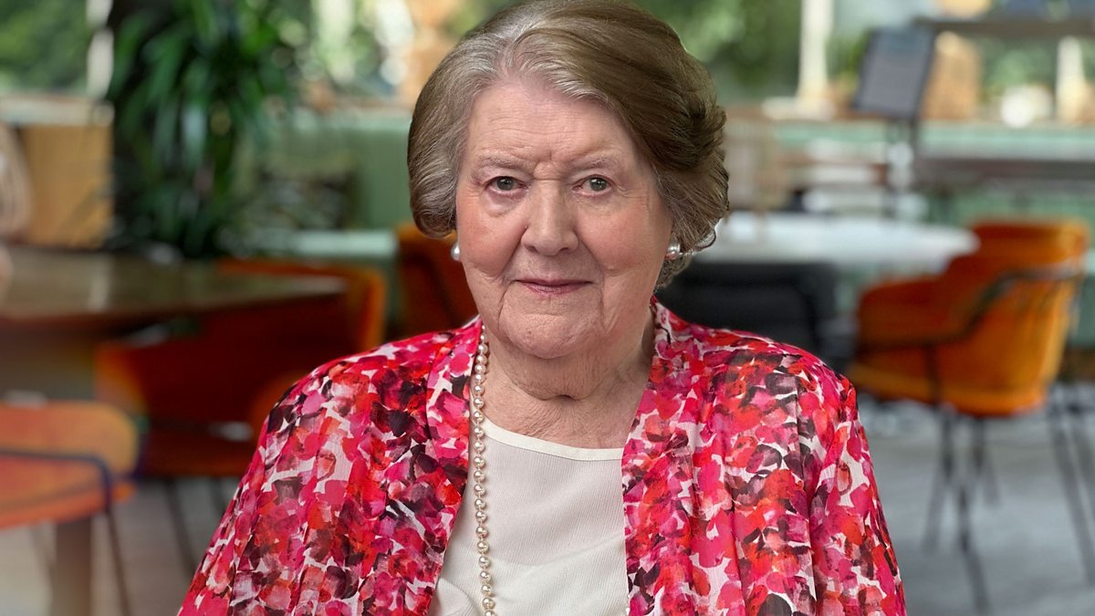 Schone Schijn-acteur Patricia Routledge op 96-jarige leeftijd overleden