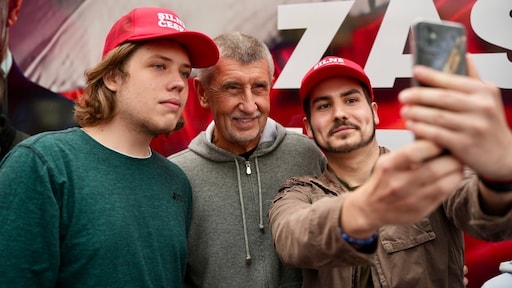 Ruk naar rechts: 'Tsjechische Donald Trump' ligt op koers om premier te worden