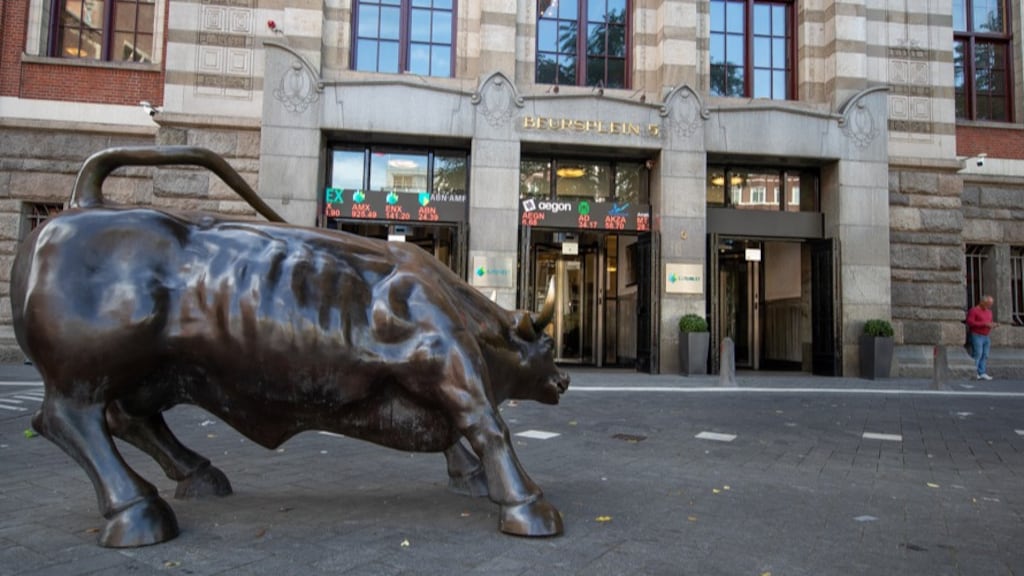 Waarom de beurzen records braken afgelopen week: 'Bekijken hoe stevig kaartenhuis is'