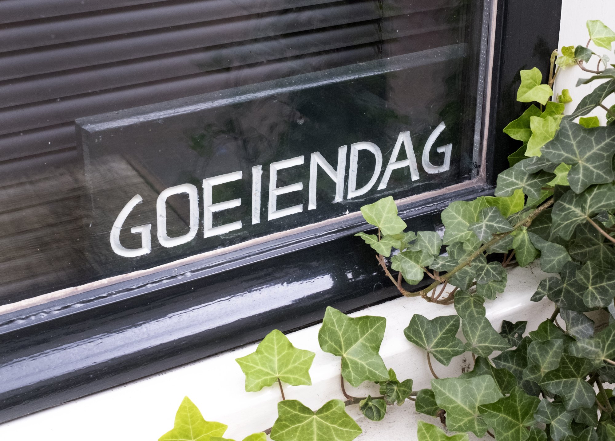 Groeten maakt gelukkig. 