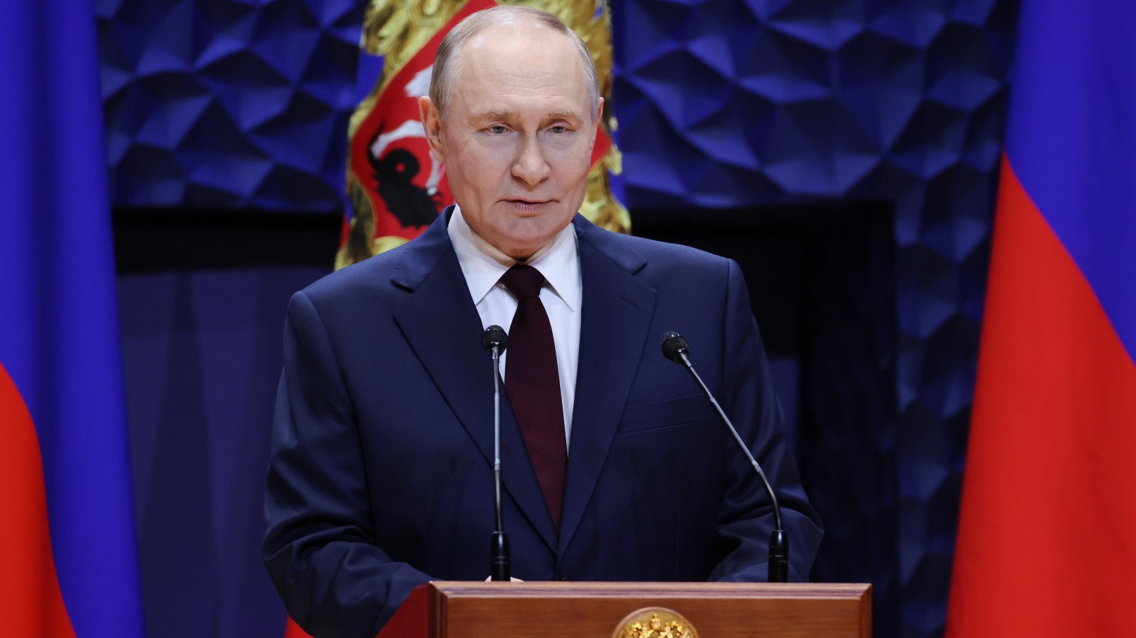 Poetin dreigt met 'grote gevolgen' bij levering Tomahawks aan Oekraïne