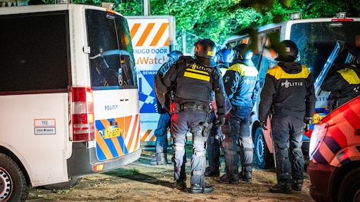 Ontruiming Huize Ivicke in Wassenaar afgerond, 33 krakers aangehouden