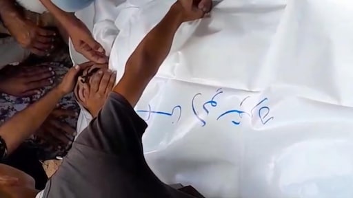 Nachtmerrie voor Nederlandse moeder: haar kinderen zijn nu alleen in Gaza na dood vader