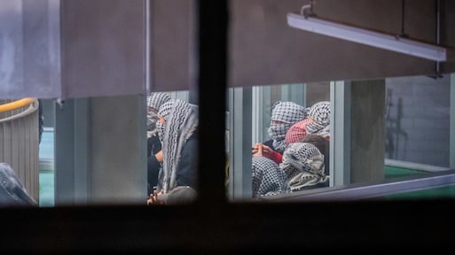 Pro-Palestijns protest Radboud Universiteit duurt voort, ontruiming te gevaarlijk