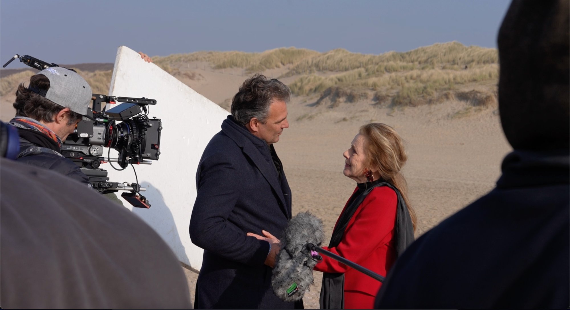 GTST deelt unieke backstagebeelden van afscheid Laura en Arnie