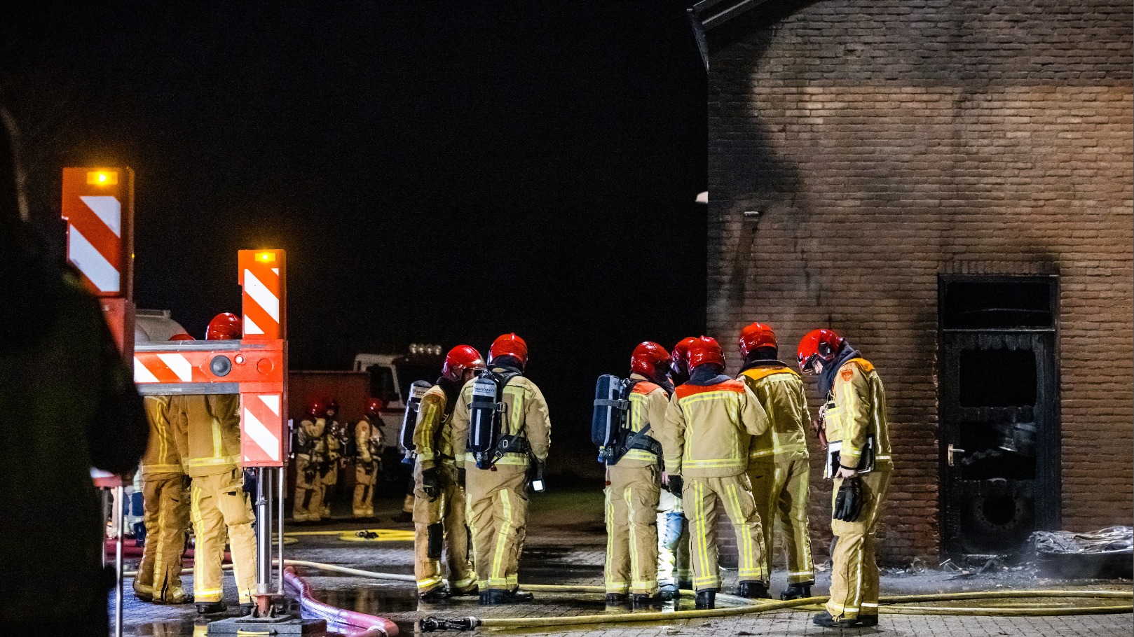 Op veel plekken ging het vorig jaar mis tijdens de jaarwisseling, dit is in Helmond. 