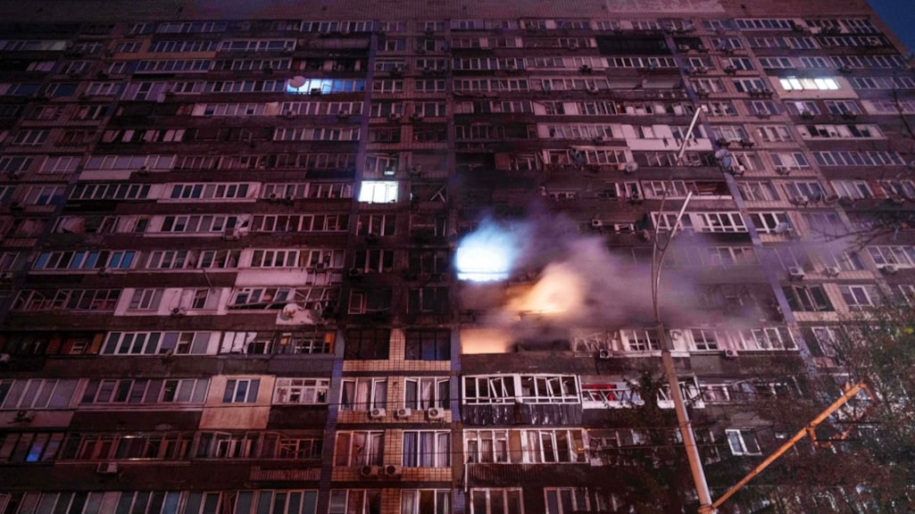 Delen van Kyiv zonder stroom door grote Russische luchtaanval