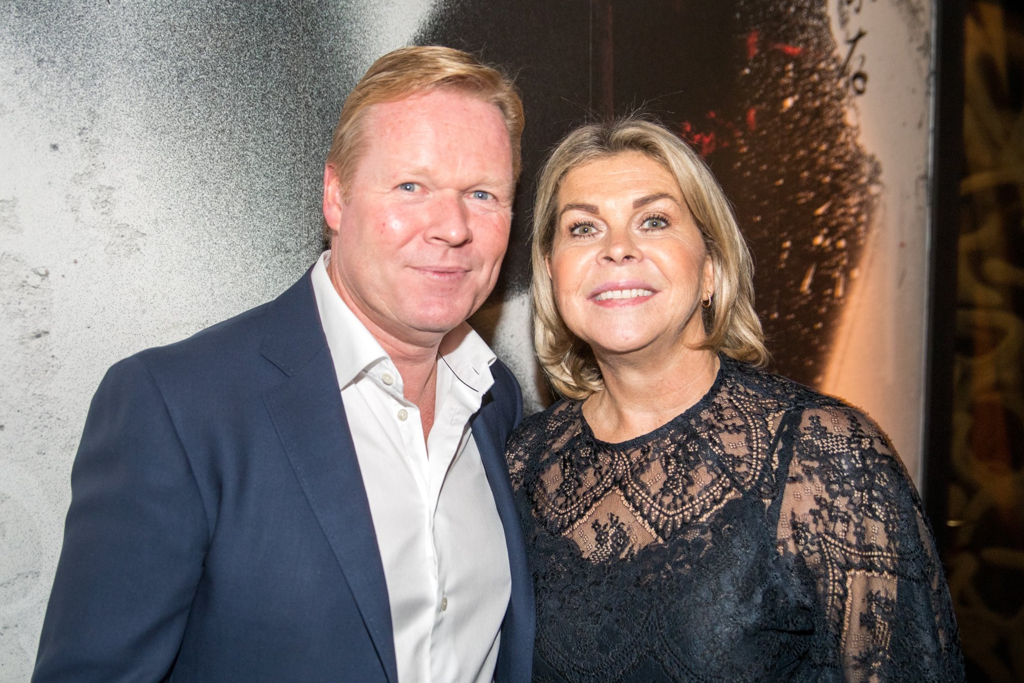 Ronald Koeman geschrokken door uitzaaiingen borstkanker bij vrouw Bartina