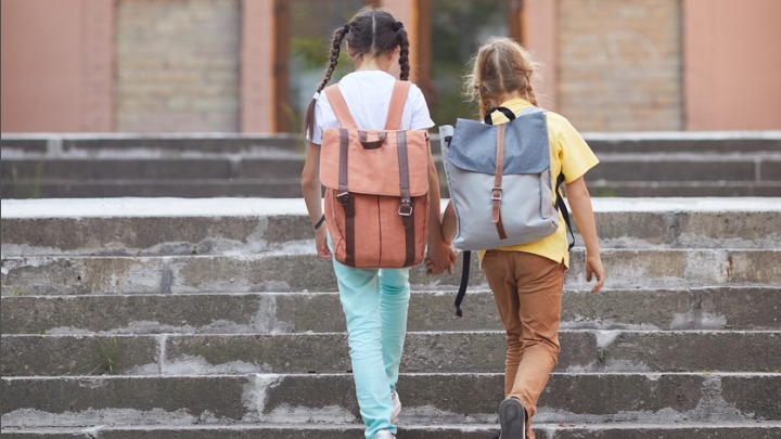 Cindy's dochter (9) heeft ineens haar vriendinnen ingeruild voor een nieuwe bestie