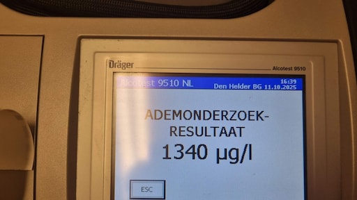 Vrouw in Den Helder blaast record bij controle, had 2,9 promille alcohol in bloed