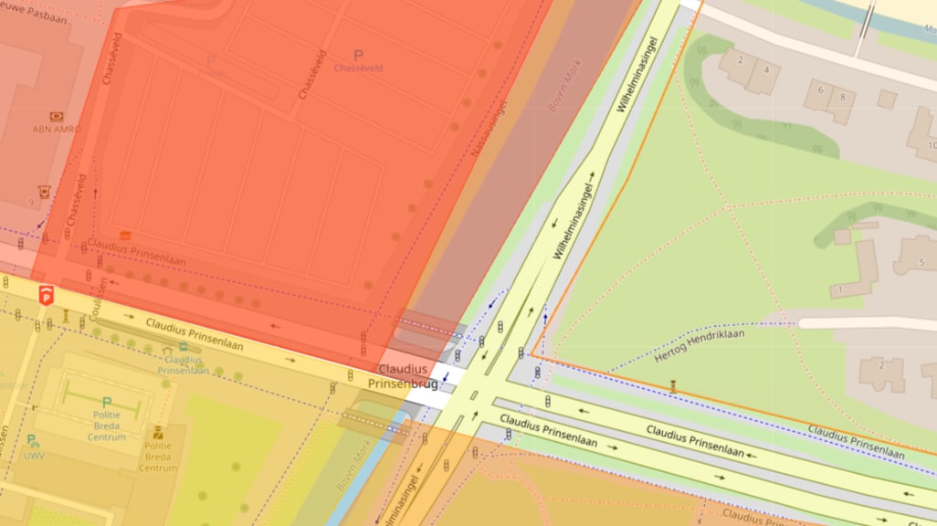Het parkeerterrein van het Chasseveld in Breda grenst aan twee kanten aan een goedkopere parkeerzone.