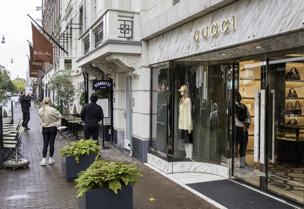 Gucci, Chloé en Loewe krijgen 157 miljoen euro boete om prijsbemoeienis	