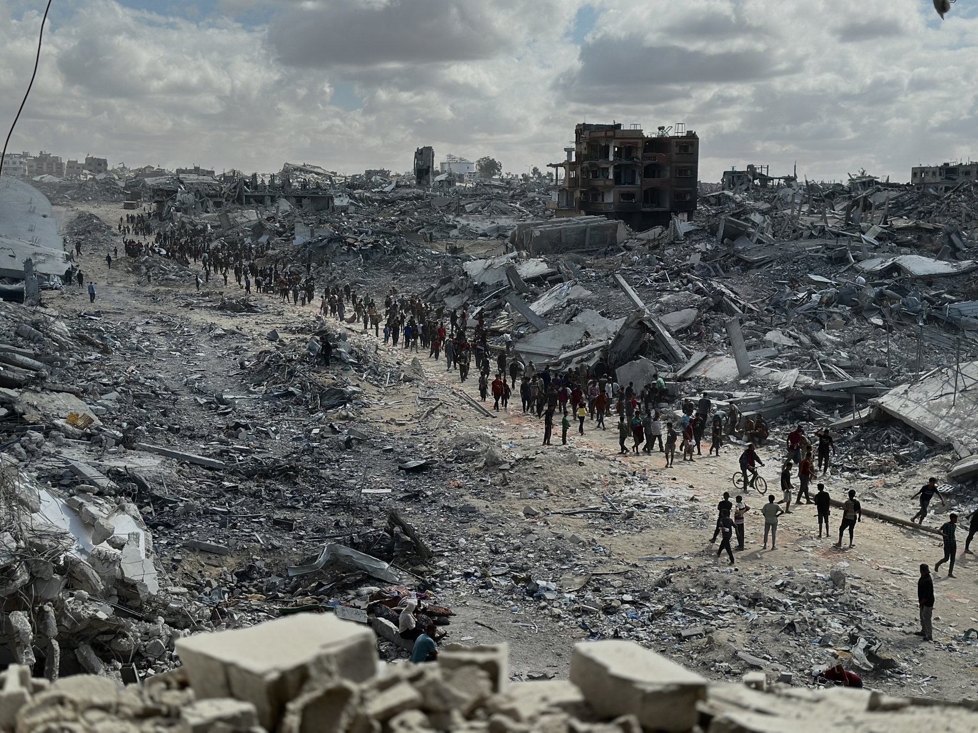 Volgens de VN is inmiddels meer dan 90 procent van de woningen in Gaza verwoest.