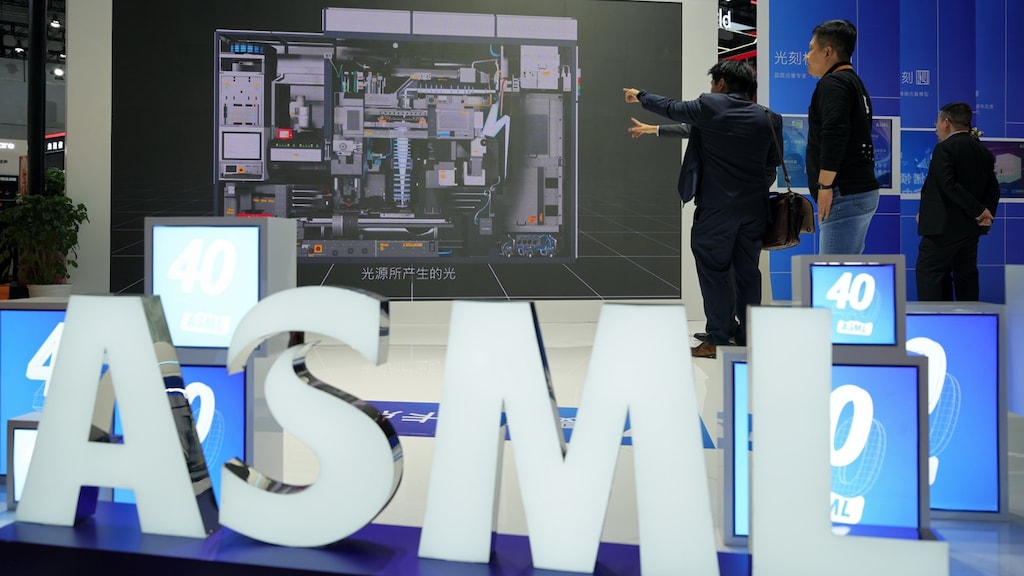 ASML verwacht te profiteren van AI, vreest volgend jaar voor omzet uit China
